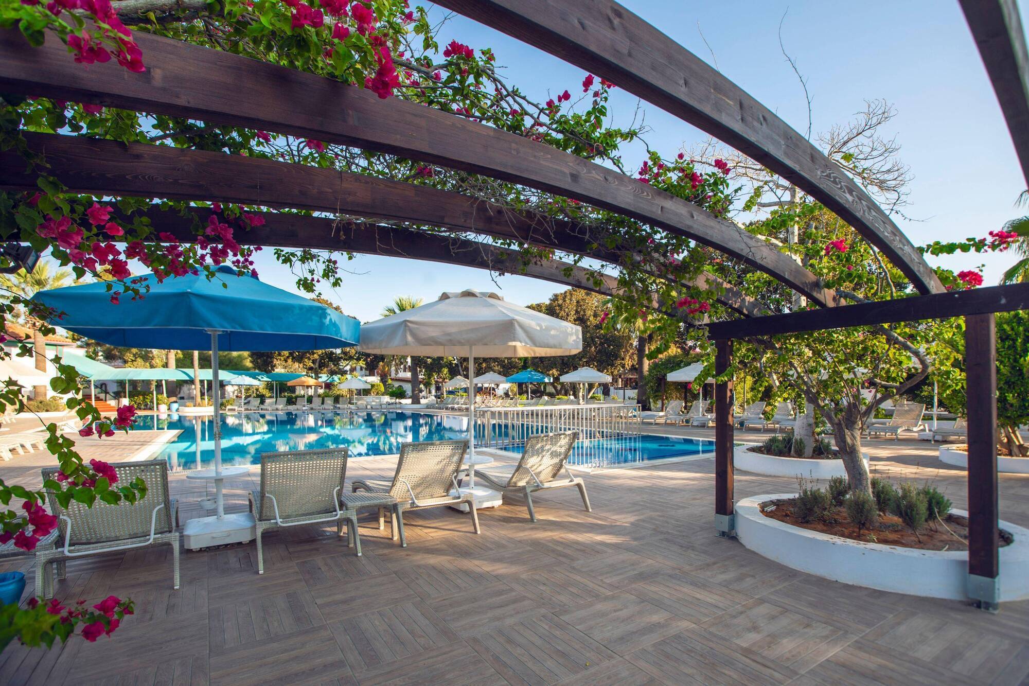 Merit Cyprus Gardens Holiday Famagusta  Bagian luar foto