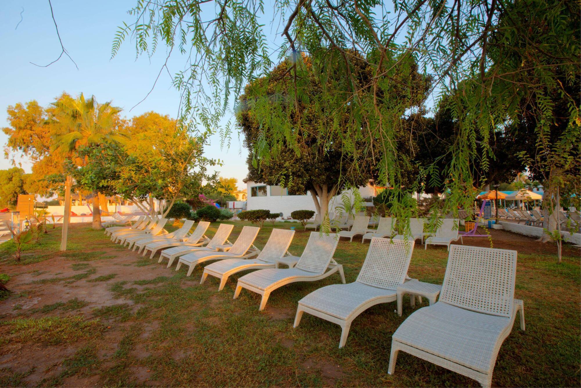 Merit Cyprus Gardens Holiday Famagusta  Bagian luar foto