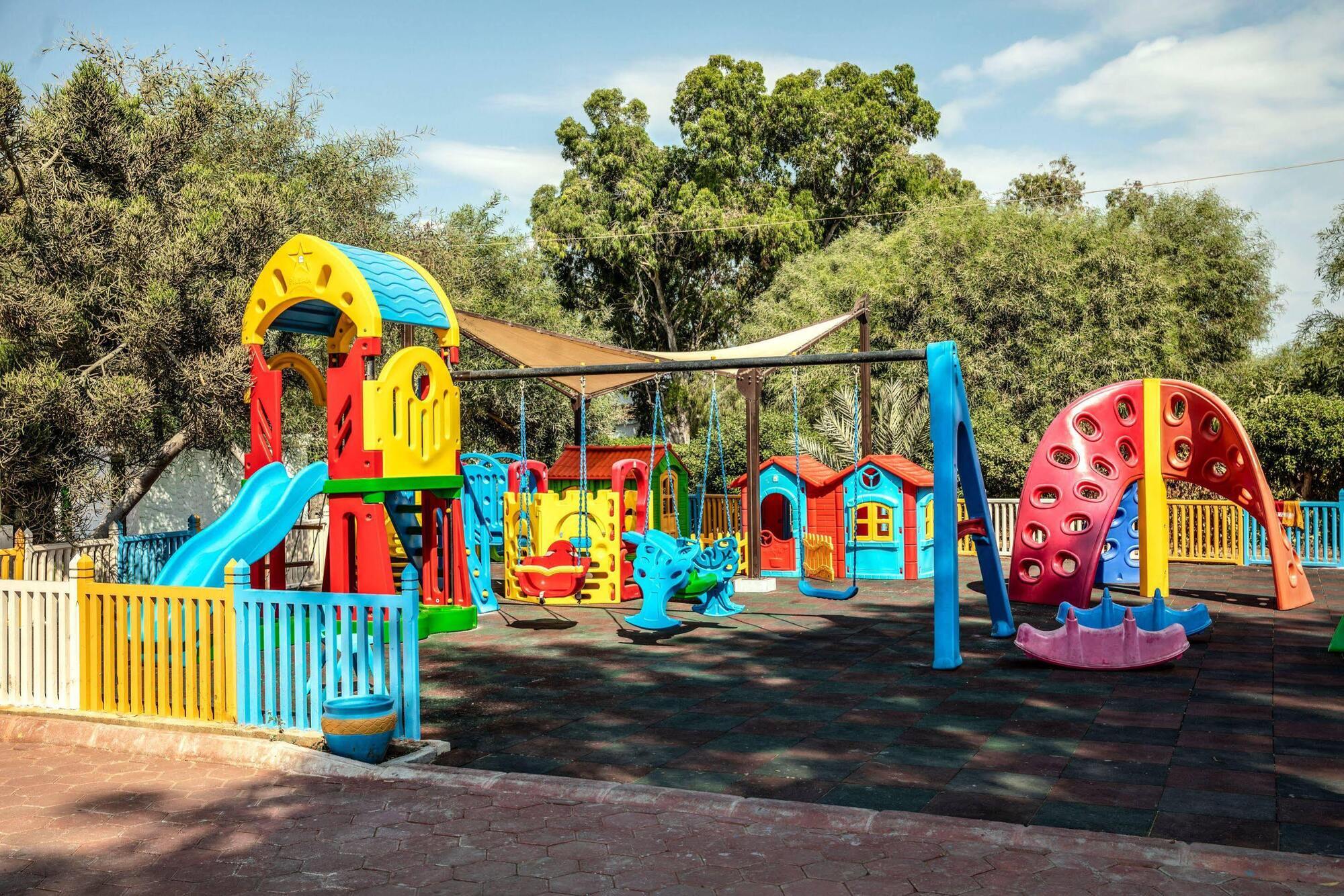 Merit Cyprus Gardens Holiday Famagusta  Bagian luar foto